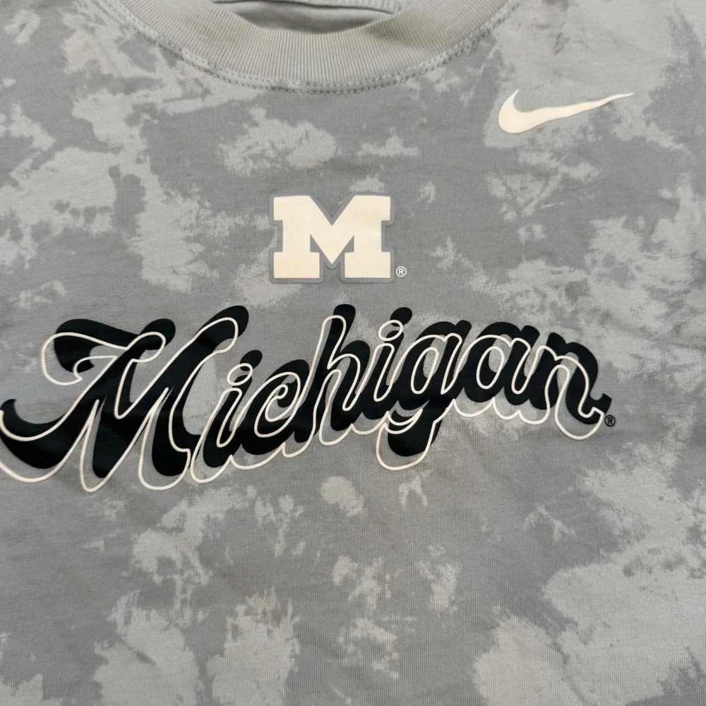 Nike Michigan Wolverines Tie Dye Long Sleeve T Shirt Loose Fit‎ Women's